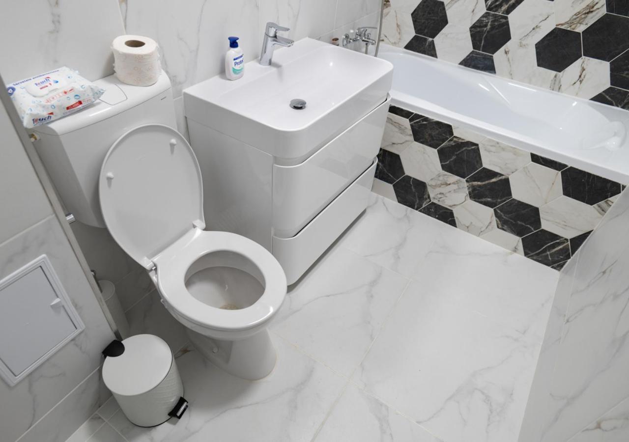 Garsoniera Lux Tineretului Apartman Bukarest Kültér fotó