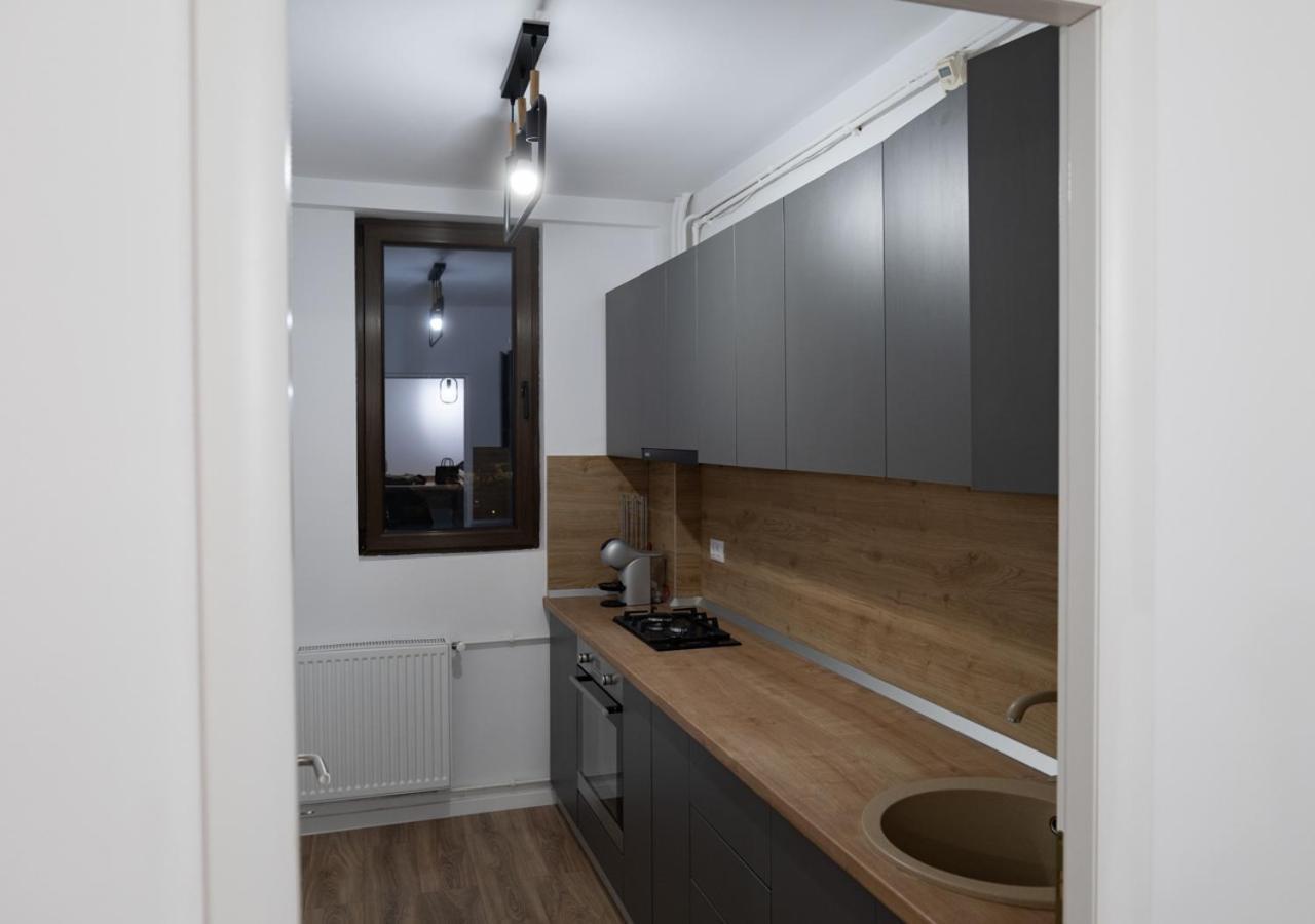 Garsoniera Lux Tineretului Apartman Bukarest Kültér fotó